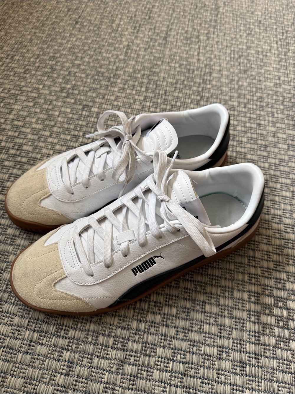 Puma Men’s White, Beige and Black Low-Top Sneakers